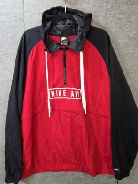 Nike Air Woven Anorak Jacket In red And Black